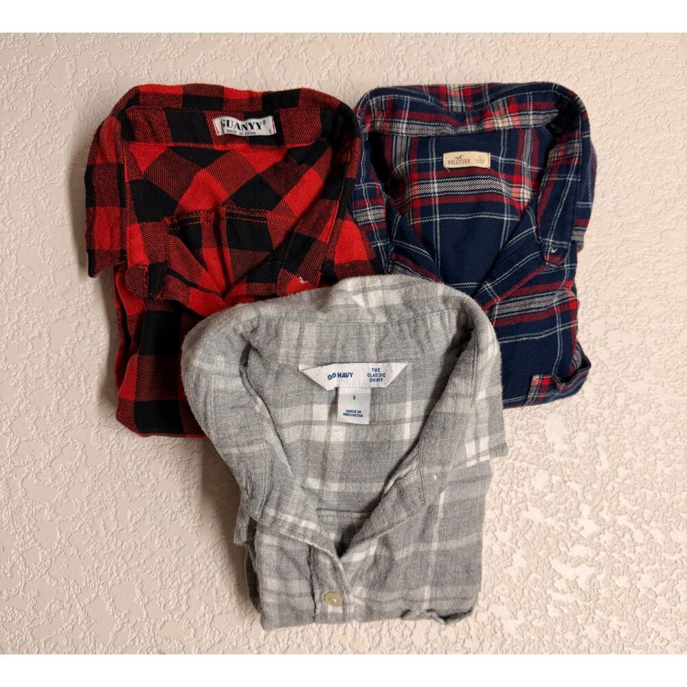 Women’s Flannel Shirt Bundle Lot of 3 Size S